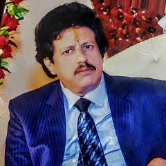 Founder Manager